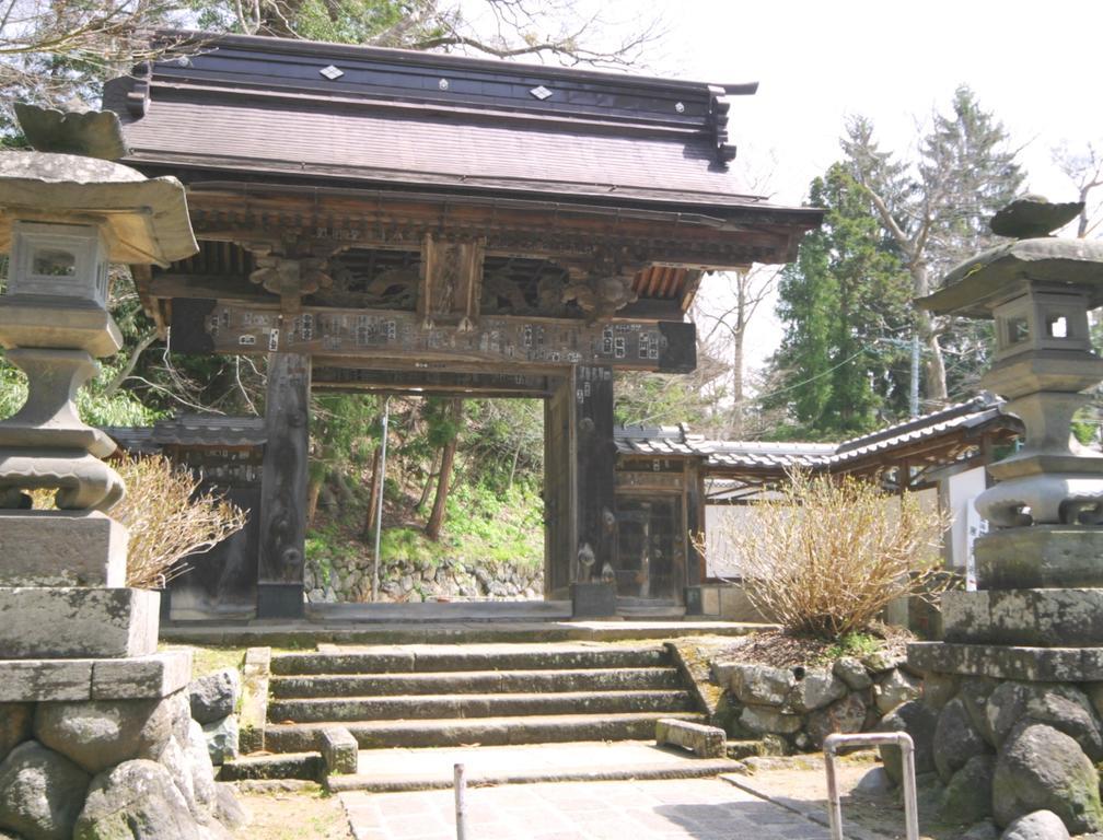 ホテルYoudaya 山ノ内町 エクステリア 写真
