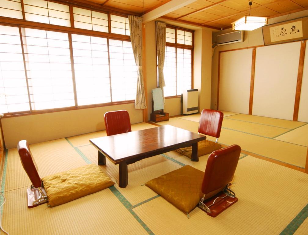 ホテルYoudaya 山ノ内町 エクステリア 写真